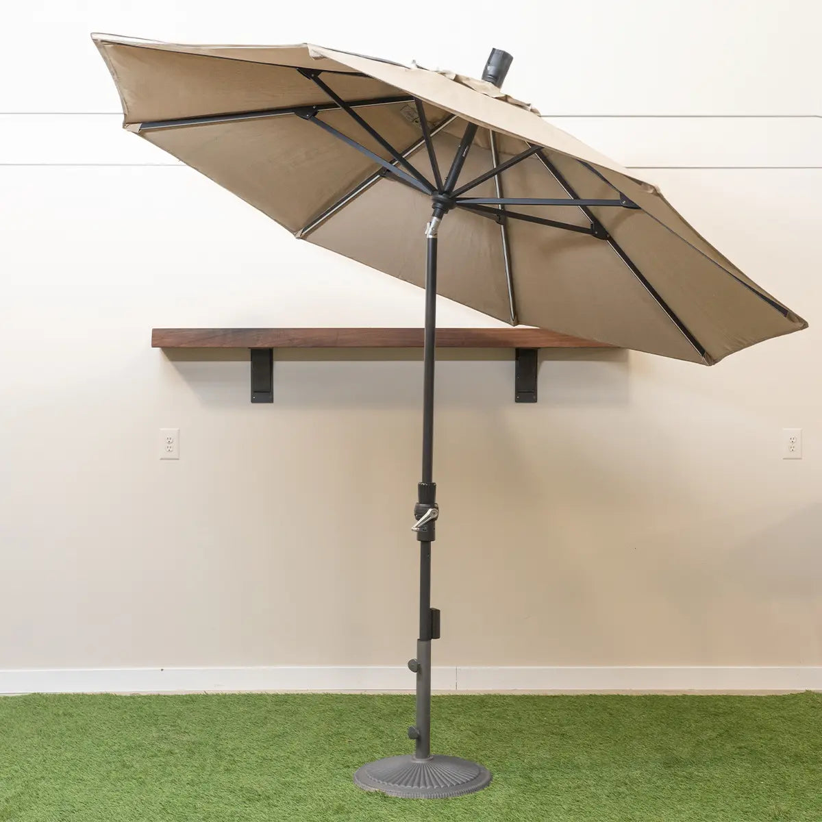 Outdoor 9' Starlux Signature Umbrella