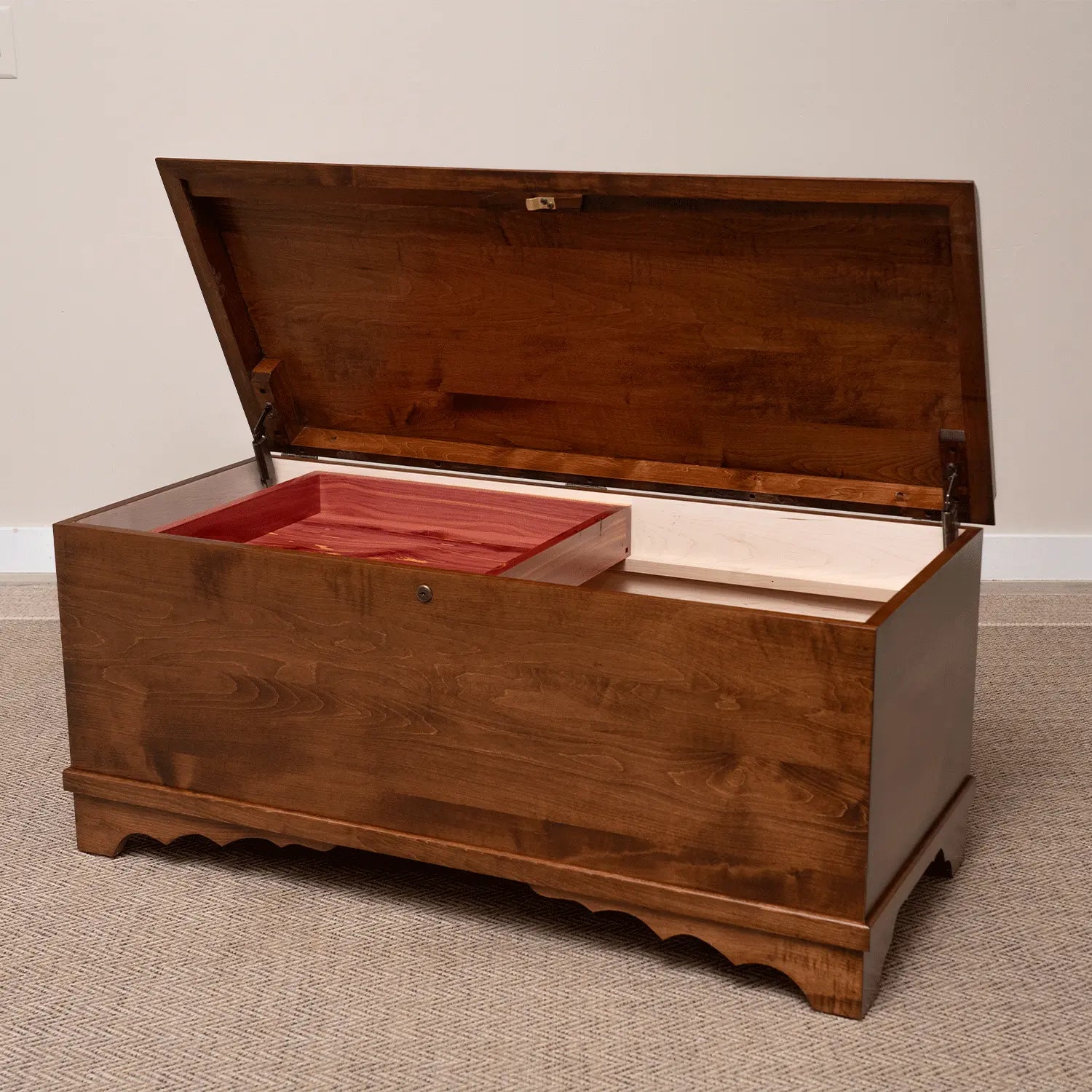 Cedar lined hope chest with tray