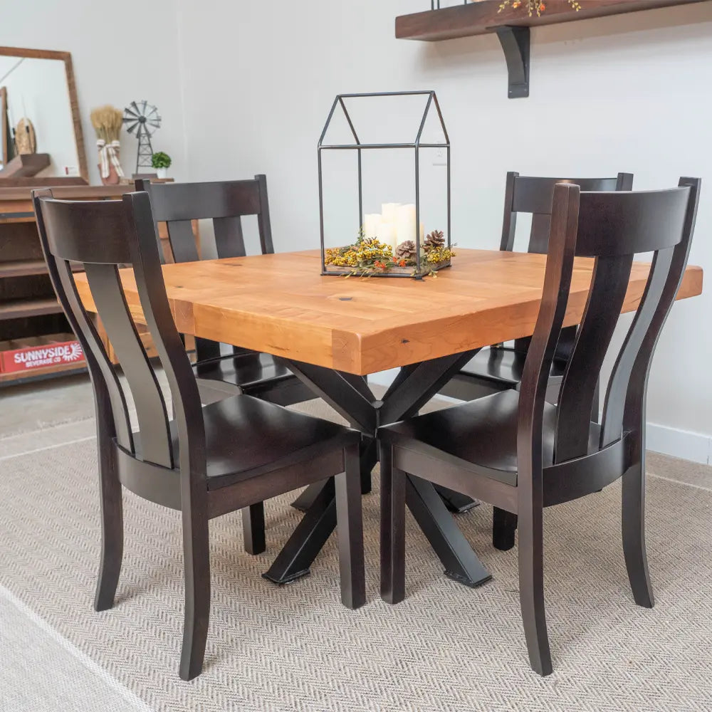 48" Bennet Square Extendable Dining Table