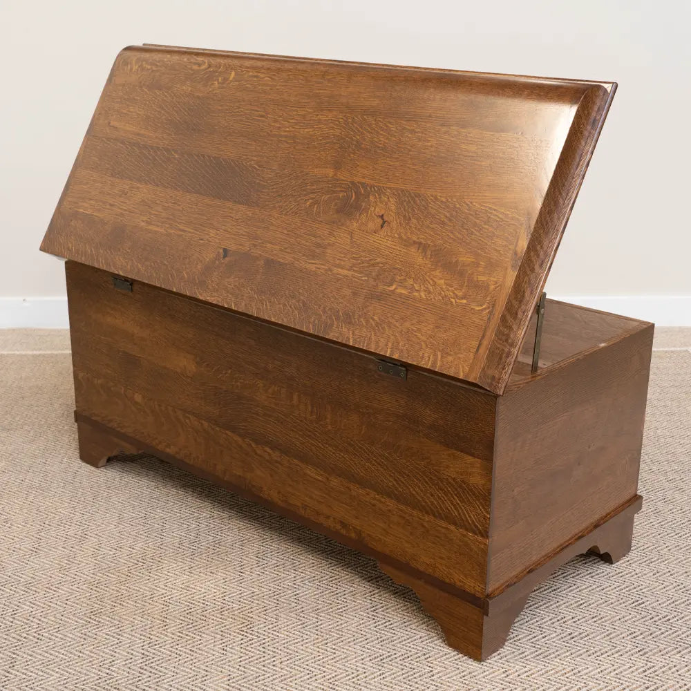 quartersawn oak amish cedar hope chest