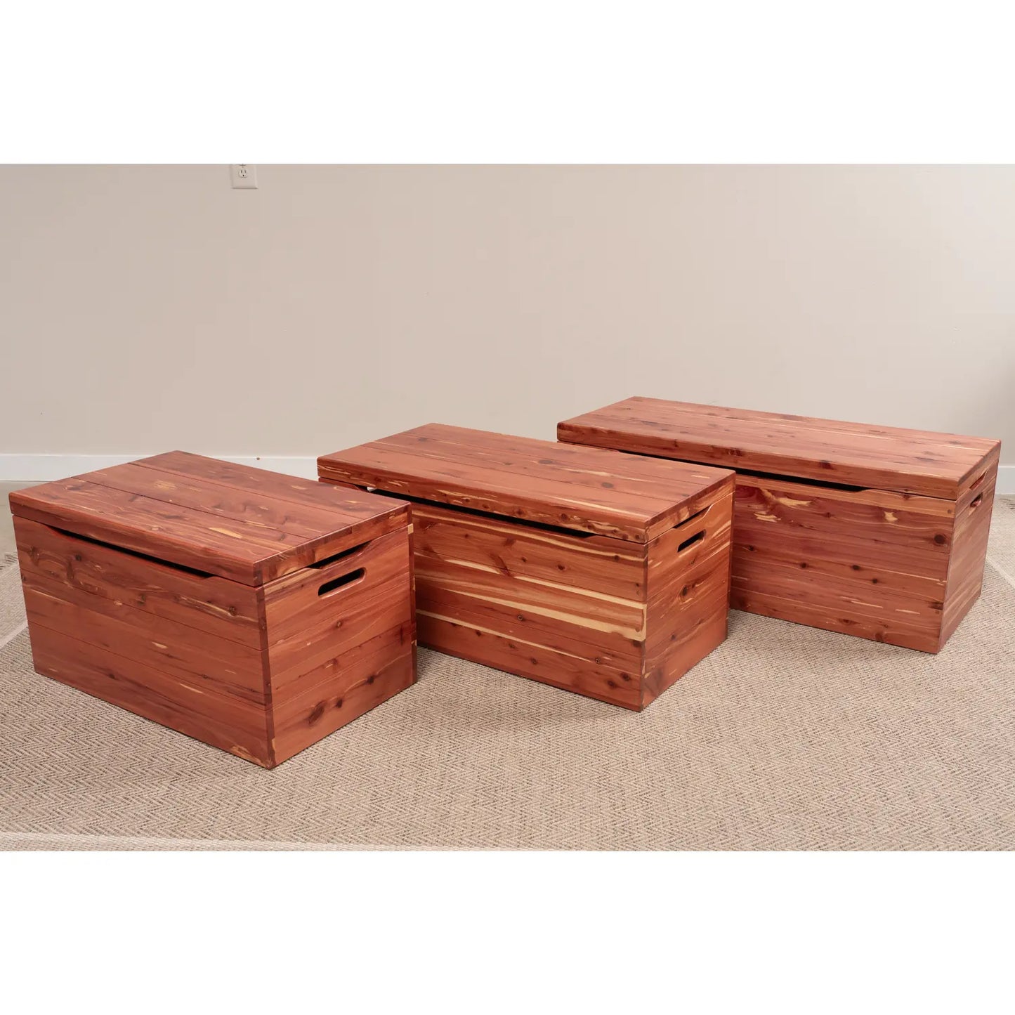 sizes cedar blanket chest