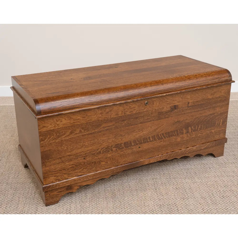 amish wooden hope chest