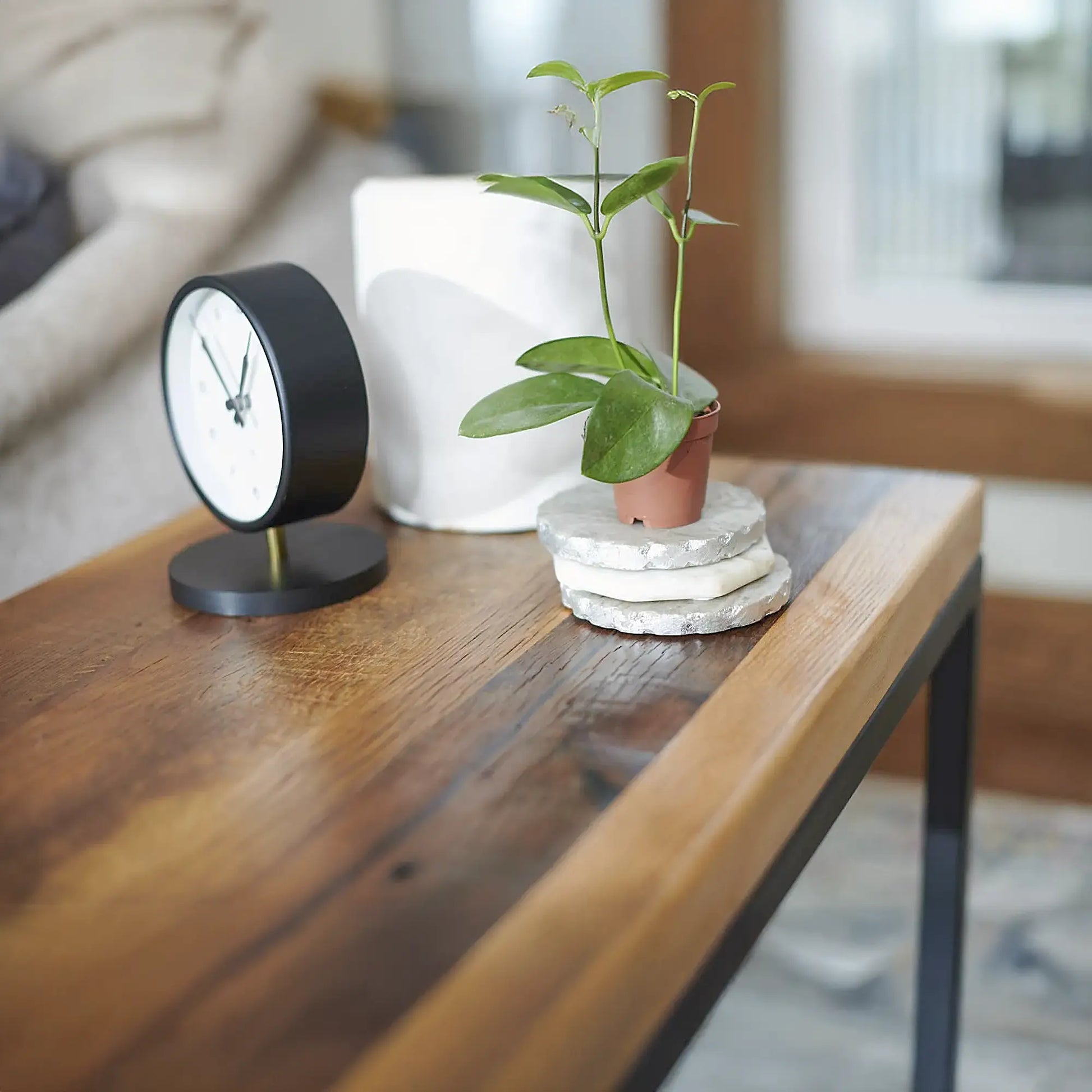 Close Up Side Table Wood