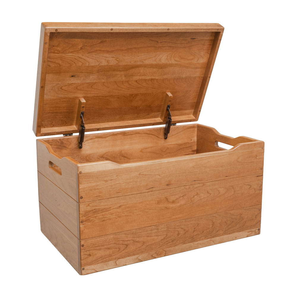 Blanket box with outlet lid